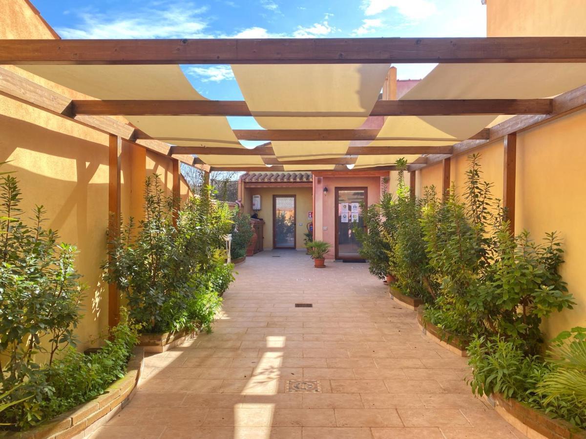 Gioia Guesthouse Cabras Luaran gambar
