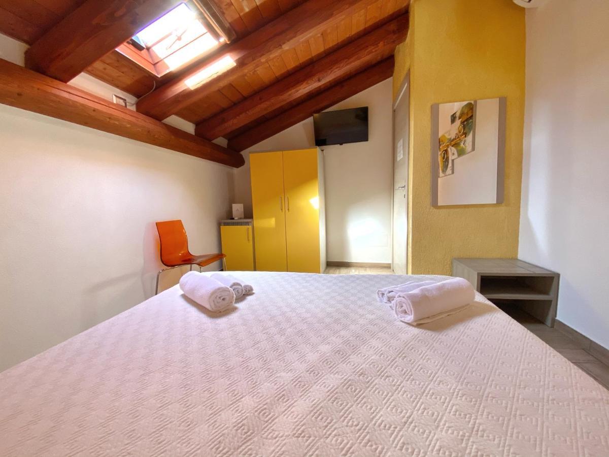 Gioia Guesthouse Cabras Luaran gambar